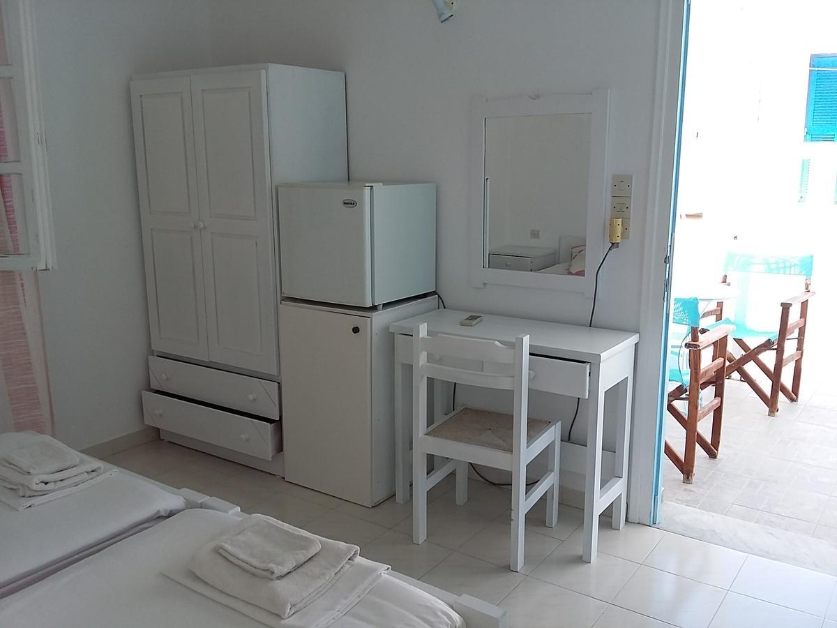 אנטיפארוס Galanis Place מראה חיצוני תמונה